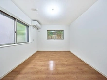 【東京都/文京区千駄木】文京区千駄木3丁目　中古戸建 洋室