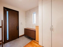 【東京都/杉並区上荻】杉並区上荻2丁目　中古戸建（積水ハウス施工　シャーウッド） 玄関