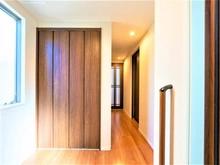 【東京都/中野区鷺宮】プラウドシーズン中野鷺ノ宮 玄関