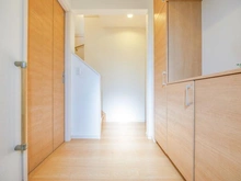 【東京都/杉並区和泉】杉並区和泉3丁目　中古戸建 玄関