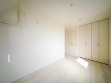 【神奈川県/川崎市高津区梶ケ谷】川崎市高津区梶ケ谷5丁目　中古戸建 サービスルーム（納戸）