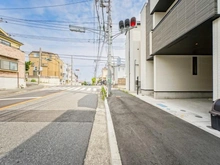 【神奈川県/川崎市高津区梶ケ谷】川崎市高津区梶ケ谷5丁目　中古戸建 前面道路