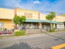 【神奈川県/川崎市高津区梶ケ谷】川崎市高津区梶ケ谷5丁目　中古戸建 相鉄ローゼン梶ケ谷店（現地より約230m）