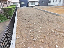 【神奈川県/横浜市鶴見区東寺尾】横浜市鶴見区東寺尾1丁目　新築戸建1号棟 建築中の外観：全4棟　手前左側