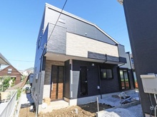 【神奈川県/横浜市青葉区つつじが丘】横浜市青葉区つつじが丘　新築戸建2号棟 建築中の外観：全2棟／奥側
