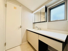 【東京都/練馬区氷川台】練馬区氷川台1丁目　事務所・倉庫付き戸建 洗面所：3階