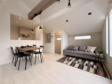 【東京都/杉並区下井草】杉並区下井草3丁目　戸建 リビング・ダイニング：※家具調度品等は販売価格に含まれません。