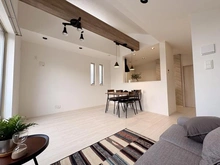 【東京都/杉並区下井草】杉並区下井草3丁目　戸建 リビング・ダイニング：※家具調度品等は販売価格に含まれません。