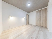 【東京都/板橋区仲町】板橋区仲町　新築戸建 洋室：5.2帖