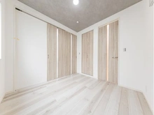 【東京都/板橋区仲町】板橋区仲町　新築戸建 洋室：5.6帖