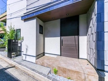 【東京都/練馬区練馬】練馬区練馬4丁目　戸建 玄関