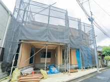 【東京都/中野区野方】中野区野方6丁目　新築戸建B号棟（全2棟） 建築中の外観：全2棟