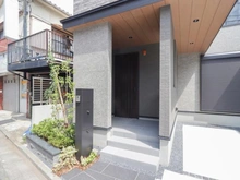 【東京都/練馬区高松】練馬区高松6丁目　新築分譲住宅　1号棟【全5棟】 玄関