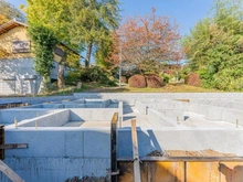 【東京都/練馬区大泉町】練馬区大泉町1丁目　新築戸建A号棟（全2棟） 建築中の外観：【全2棟】手前側