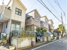 【東京都/練馬区向山】練馬区向山3丁目　戸建 外観：手前から2軒目