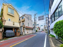 【東京都/世田谷区代田】世田谷区代田3丁目　戸建 前面道路
