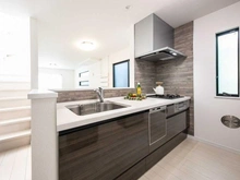 【神奈川県/横浜市南区中村町】中村町中古戸建 キッチン