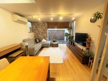 【東京都/目黒区大岡山】目黒区大岡山1丁目　中古戸建 リビング・ダイニング：LDに床暖暖房設置