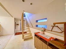 【東京都/目黒区大岡山】目黒区大岡山1丁目　中古戸建 階段付近