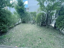 【東京都/世田谷区上祖師谷】世田谷区上祖師谷6丁目　中古戸建 庭