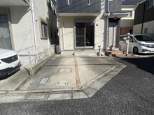 【東京都/世田谷区上祖師谷】上祖師谷6丁目　中古戸建 駐車場