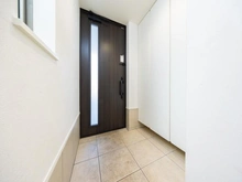 【東京都/世田谷区南烏山】南烏山4丁目　中古戸建 玄関