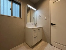 【東京都/世田谷区経堂】世田谷区経堂5丁目　戸建 洗面所