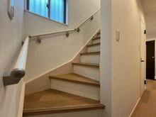 【東京都/世田谷区経堂】世田谷区経堂5丁目　戸建 階段