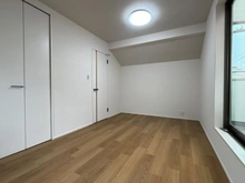 【東京都/世田谷区経堂】世田谷区経堂5丁目　戸建 洋室：約7.5帖