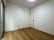 【東京都/世田谷区経堂】世田谷区経堂5丁目　戸建 納戸：約5.2帖