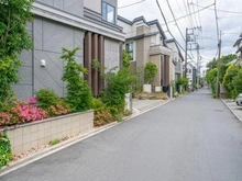 【東京都/小金井市貫井北町】プラウドシーズン武蔵小金井　悠景の邸 前面道路