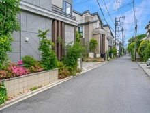 【東京都/小金井市貫井北町】プラウドシーズン武蔵小金井　悠景の邸 前面道路