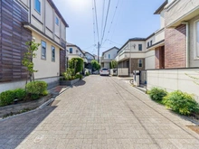 【東京都/世田谷区赤堤】プラウドシーズン世田谷経堂　光彩の邸 前面道路