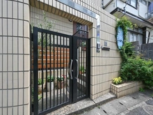 【東京都/世田谷区桜丘】世田谷区桜丘4丁目戸建 玄関