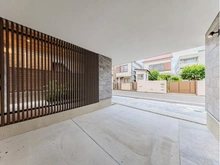 【東京都/世田谷区宮坂】世田谷区宮坂一丁目　新築戸建　B号棟 車庫