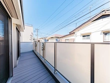 【東京都/世田谷区宮坂】世田谷区宮坂一丁目　新築戸建　C号棟 バルコニー