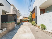 【東京都/新宿区横寺町】新宿区横寺町中古戸建 前面道路