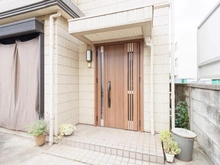 【東京都/世田谷区世田谷】世田谷一丁目中古戸建 玄関