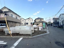 【東京都/狛江市駒井町】駒井町2丁目新築戸建 1号棟 建築中の外観:2区画中手前の区画