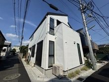 【東京都/世田谷区経堂】セキュレア経堂2丁目　1号棟 外観：全3棟現場・写真手前