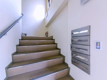 【東京都/世田谷区赤堤】世田谷区赤堤4丁目　賃貸併用住宅 共用部（階段）