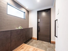 【東京都/品川区西品川】品川区西品川3丁目　中古戸建 玄関