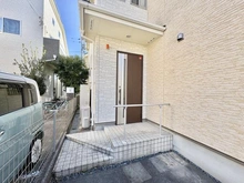 【東京都/小平市仲町】小平市仲町　中古戸建 玄関