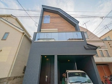【東京都/目黒区目黒】目黒区目黒4丁目　新築戸建て 建築中の外観