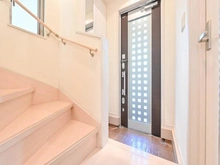 【東京都/世田谷区千歳台】世田谷区千歳台1丁目 中古戸建 玄関