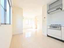 【東京都/世田谷区千歳台】世田谷区千歳台1丁目 中古戸建 リビング・ダイニング