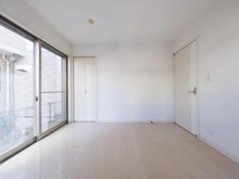 【東京都/世田谷区千歳台】世田谷区千歳台1丁目 中古戸建 洋室：1階約5.8帖