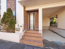 【東京都/世田谷区千歳台】世田谷区千歳台1丁目 中古戸建 アプローチ