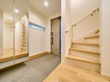 【東京都/品川区戸越】品川区戸越3丁目　戸建 玄関