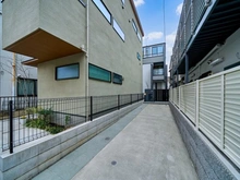 【東京都/品川区戸越】品川区戸越3丁目　戸建 アプローチ